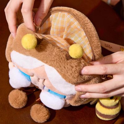 CRYBABY Crying Again Serisi - Big Head Bag (I'll Bring You a Flower) Peluş Çanta - 3