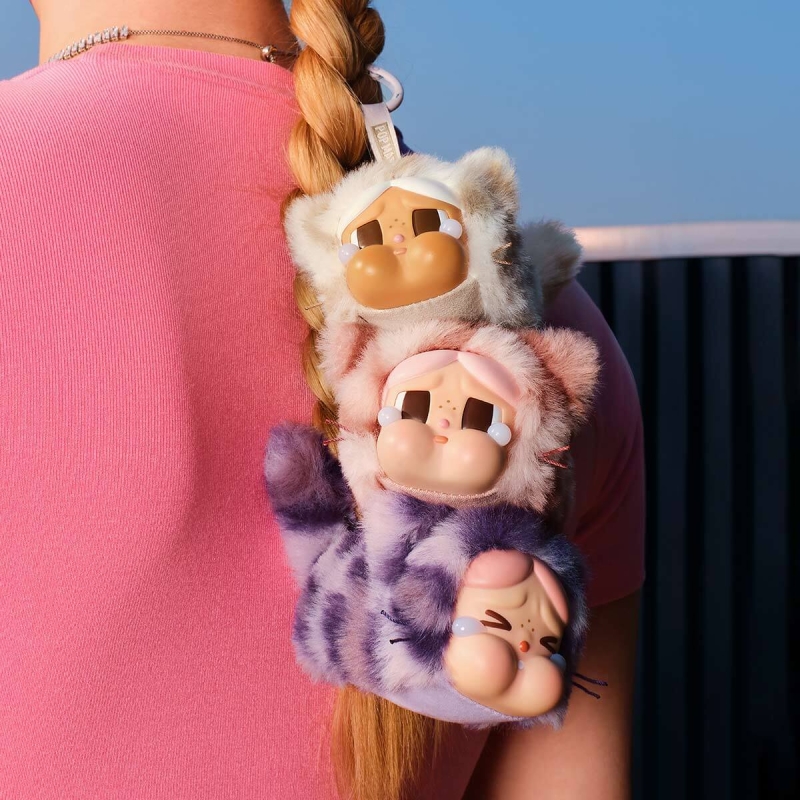 POP MART CRYBABY Wild but Cutie Serisi Peluş Anahtarlık Charm