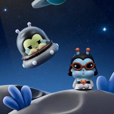 CRYBABY CRYING TO THE MOON-SITTING Serisi Figür Oyuncak Blind Box | Sürpriz Kutu - POP MART (1)