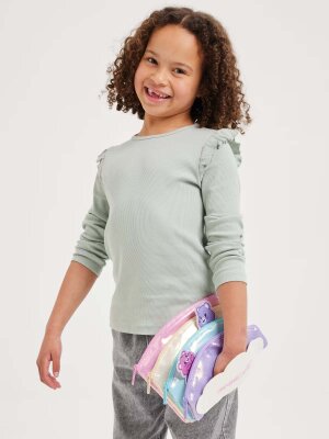 Care Bears™ Çok Cepli Gökkuşağı Renkli Kalem Kutusu - Smiggle (1)